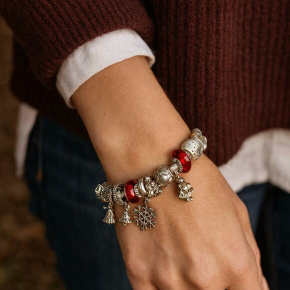 Vintage 2013 Pandora Christmas Bracelet with box never worn - Picture 1 of 10